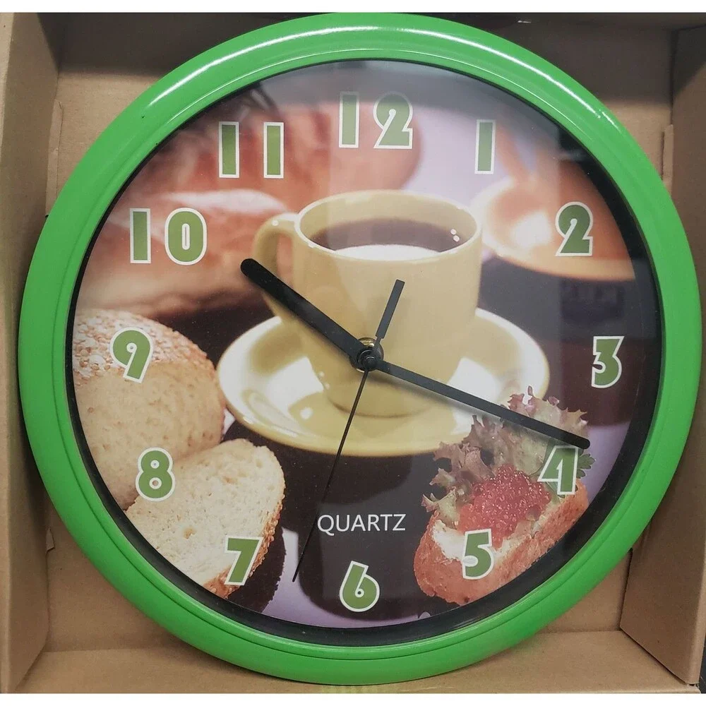 Round Plastic Decorative Wall Clock (10